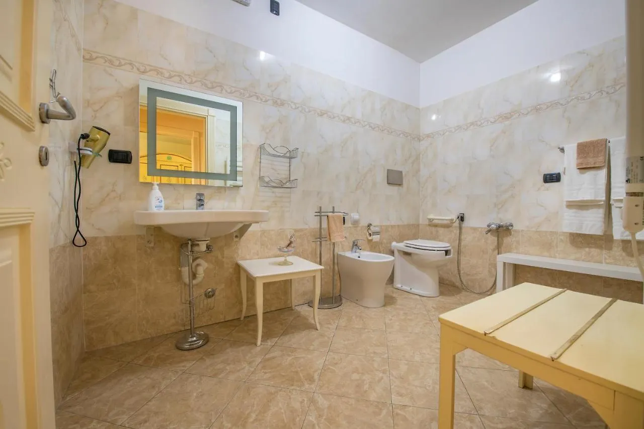 Apartman Sunlago House Lake Front & Pool Desenzano del Garda Olaszország