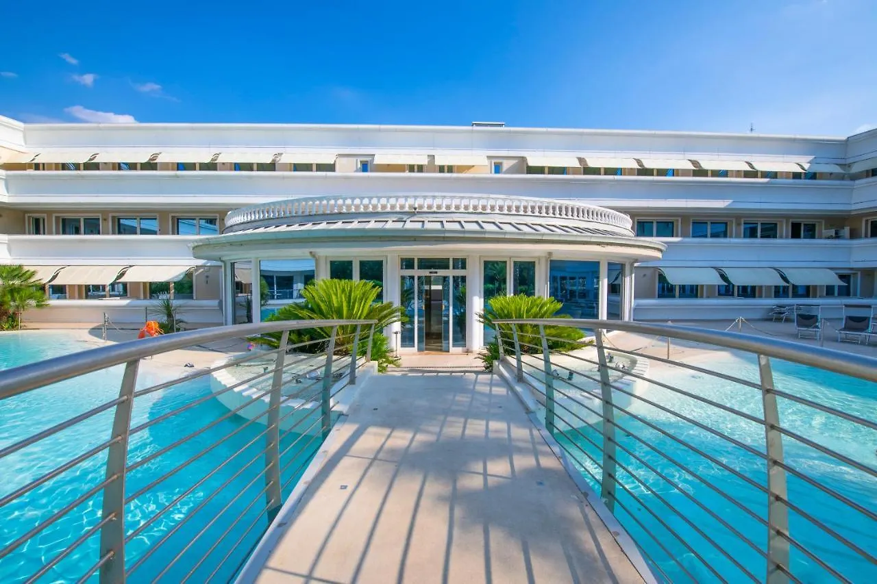 Sunlago House Lake Front & Pool Desenzano del Garda 0*,
