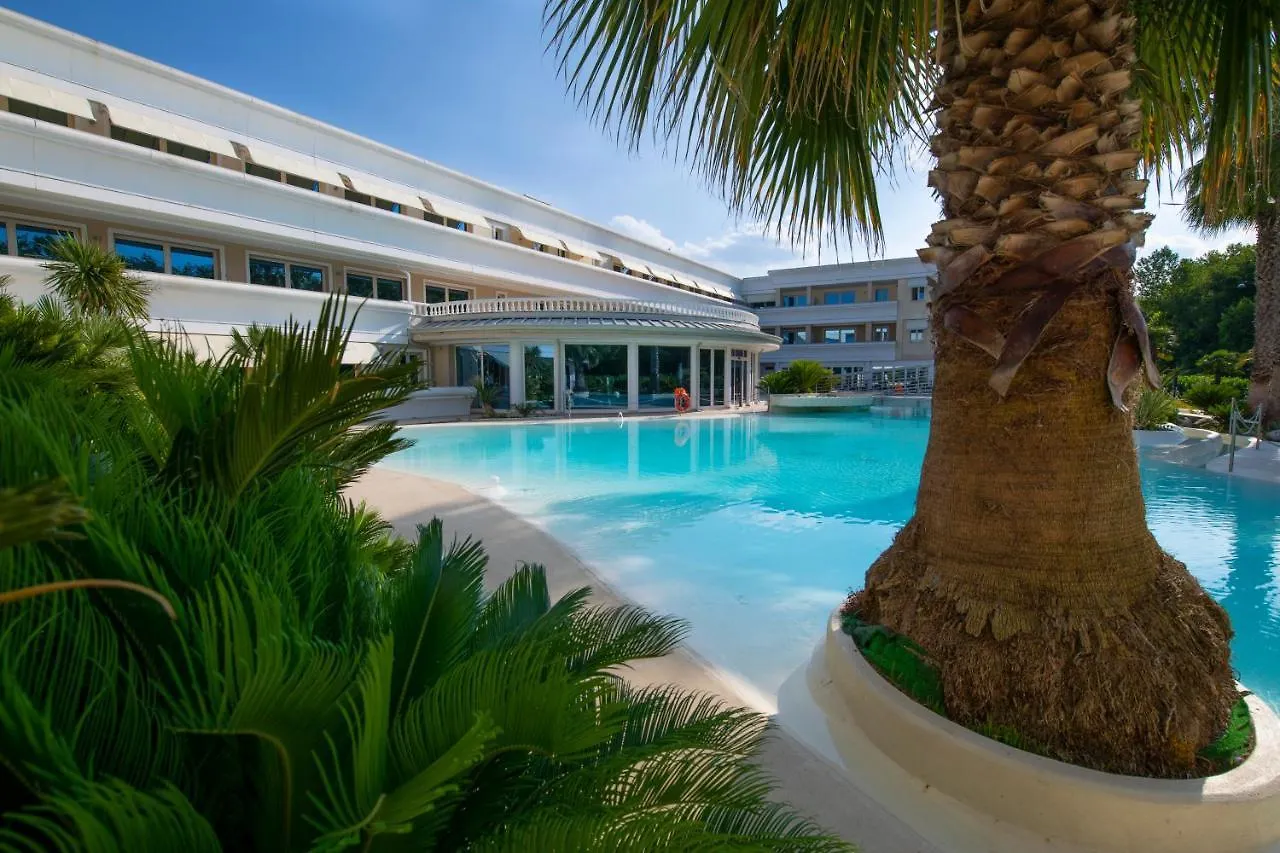 Sunlago House Lake Front & Pool Desenzano del Garda