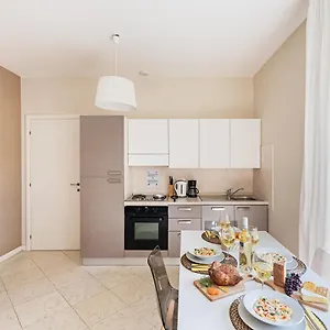Lejlighedshotel Residenza Miralago By Wonderful Italy, Desenzano del Garda
