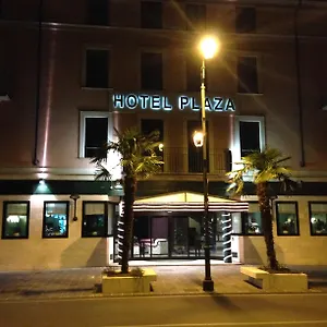 3* Szálloda Plaza